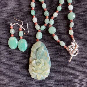Hand carved Jadeite Jade Lotus flower necklace. Exquisite detailed carving
